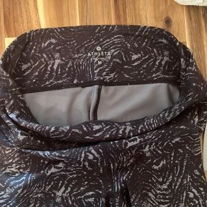 Athleta Zebra Chaturanga Capri NWT